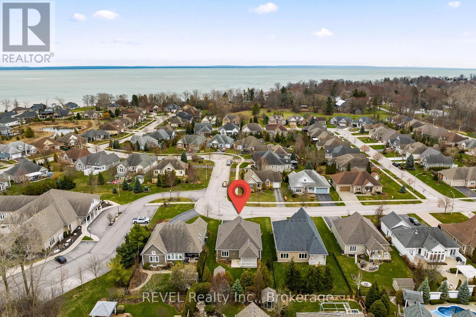 3556 Algonquin Drive, Fort Erie, Ontario  L0S 1N0 - Photo 33 - X12446050