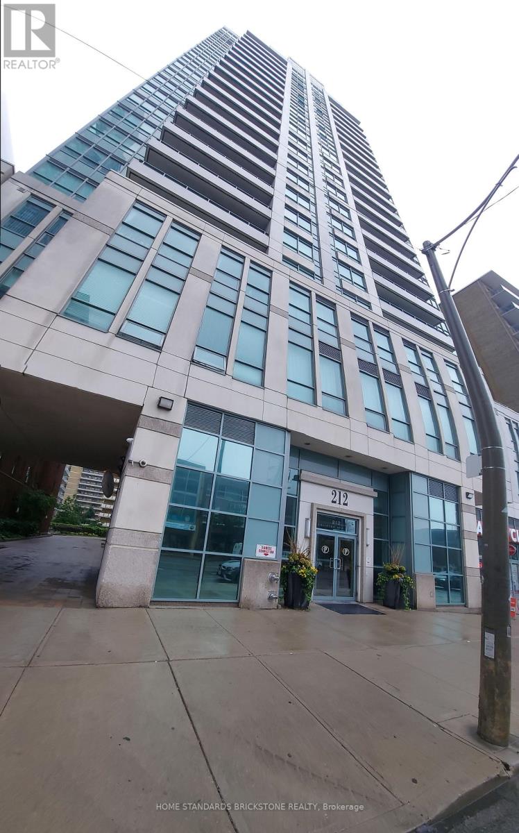 906 - 212 EGLINTON AVENUE E, Toronto, Ontario