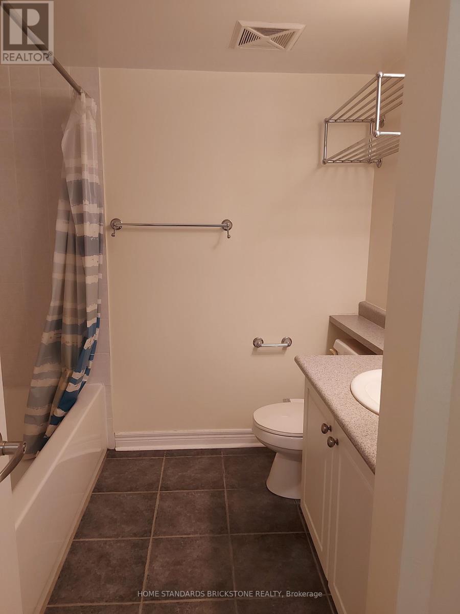 906 - 212 Eglinton Avenue E, Toronto, Ontario  M4P 0A3 - Photo 12 - C12446042