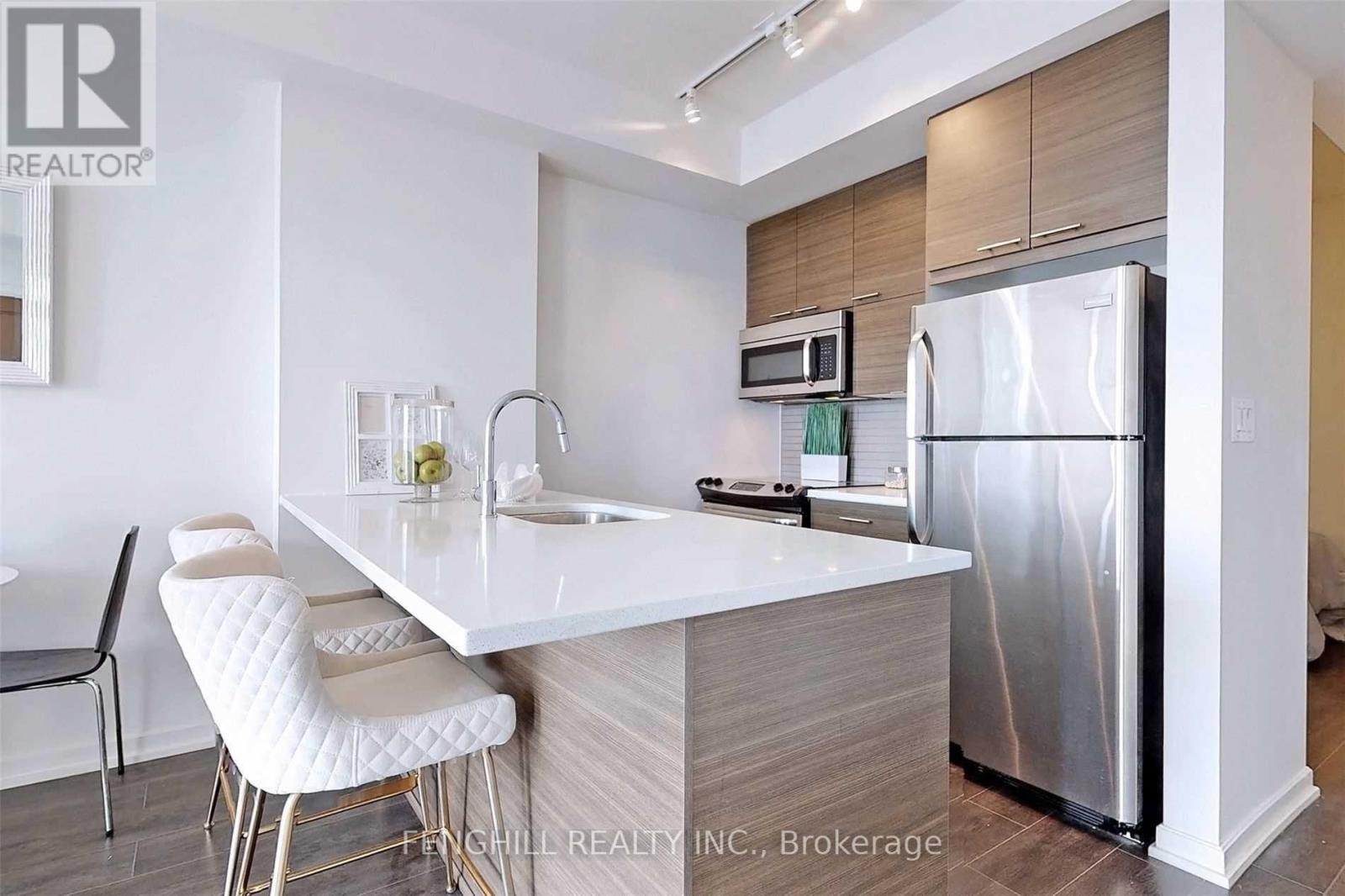 1713 - 66 Forest Manor Road, Toronto, Ontario  M2J 0B7 - Photo 5 - C12446056