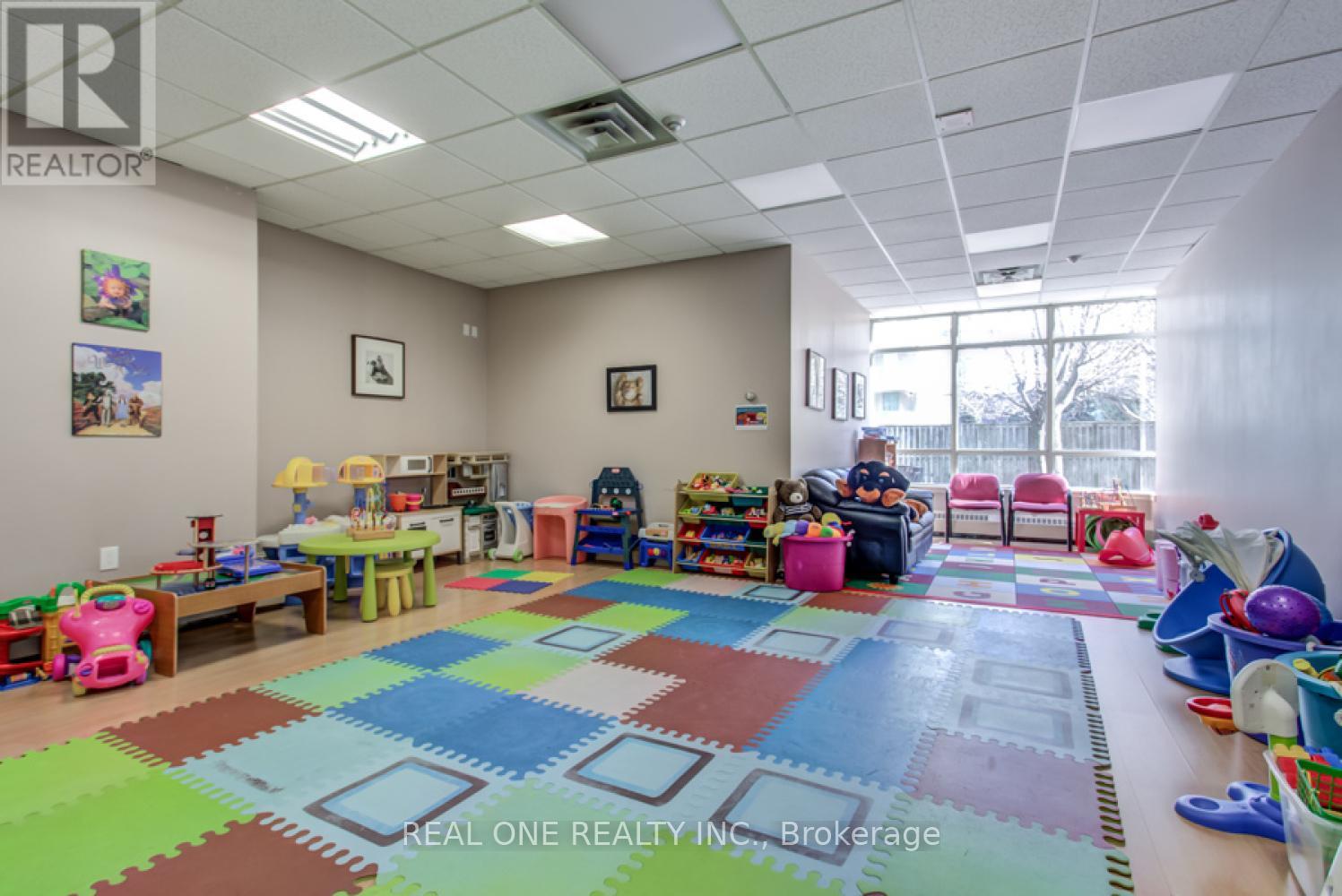 1015 - 7 Bishop Avenue, Toronto, Ontario  M2M 4J4 - Photo 31 - C12446057