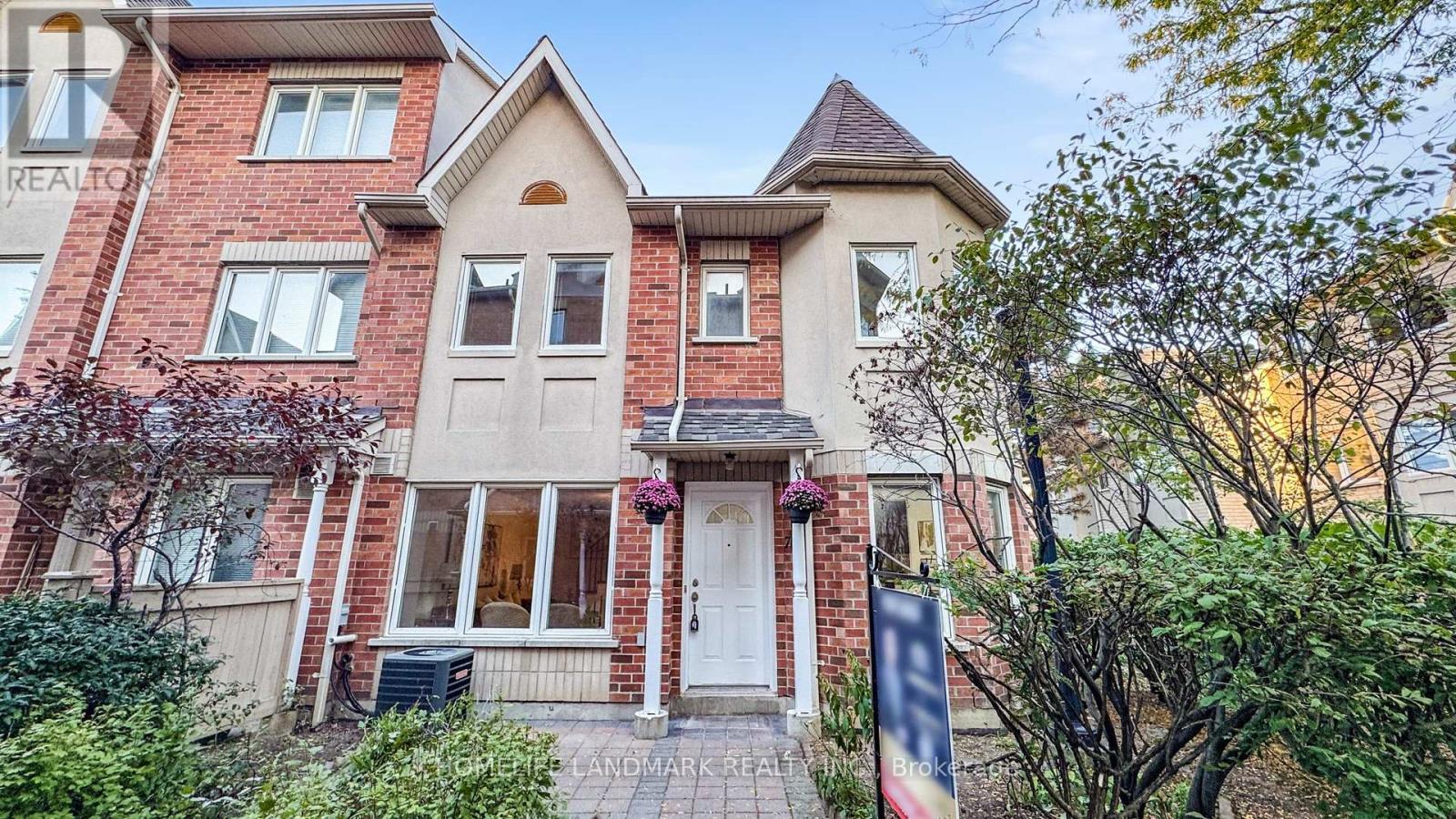 706 - 28 ROSEBANK DRIVE, Toronto, Ontario