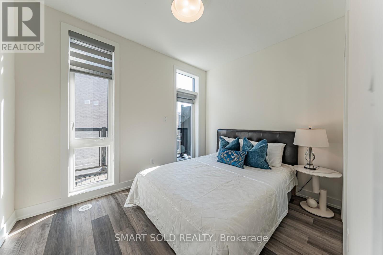18 - 6 Sayers Lane, Richmond Hill, Ontario  L4E 1J4 - Photo 25 - N12446060