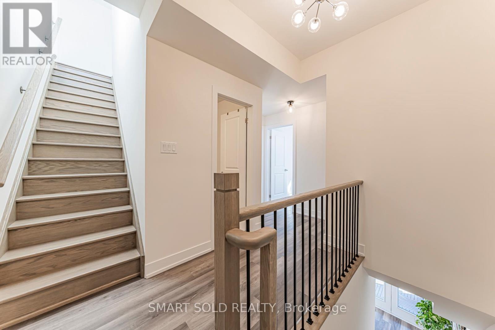 18 - 6 Sayers Lane, Richmond Hill, Ontario  L4E 1J4 - Photo 36 - N12446060