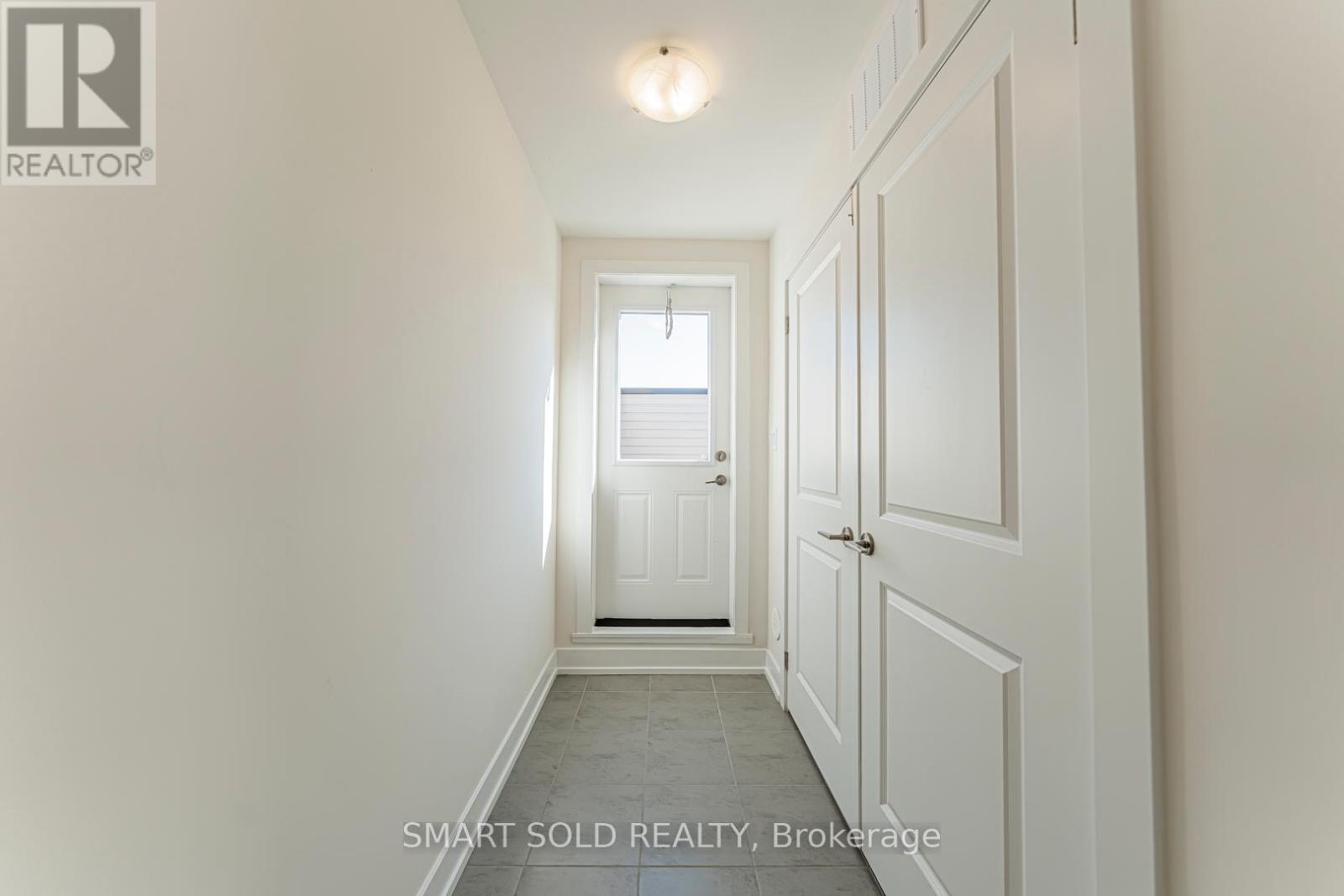 18 - 6 Sayers Lane, Richmond Hill, Ontario  L4E 1J4 - Photo 38 - N12446060