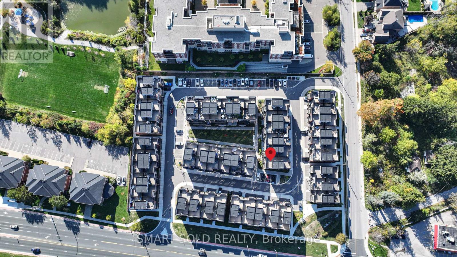 18 - 6 Sayers Lane, Richmond Hill, Ontario  L4E 1J4 - Photo 4 - N12446060