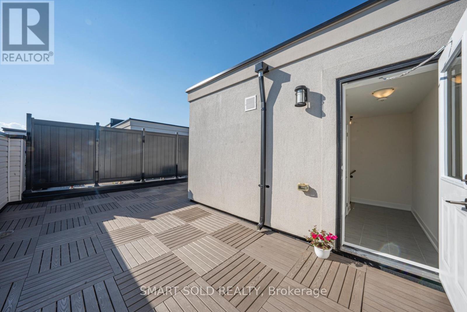 18 - 6 Sayers Lane, Richmond Hill, Ontario  L4E 1J4 - Photo 41 - N12446060