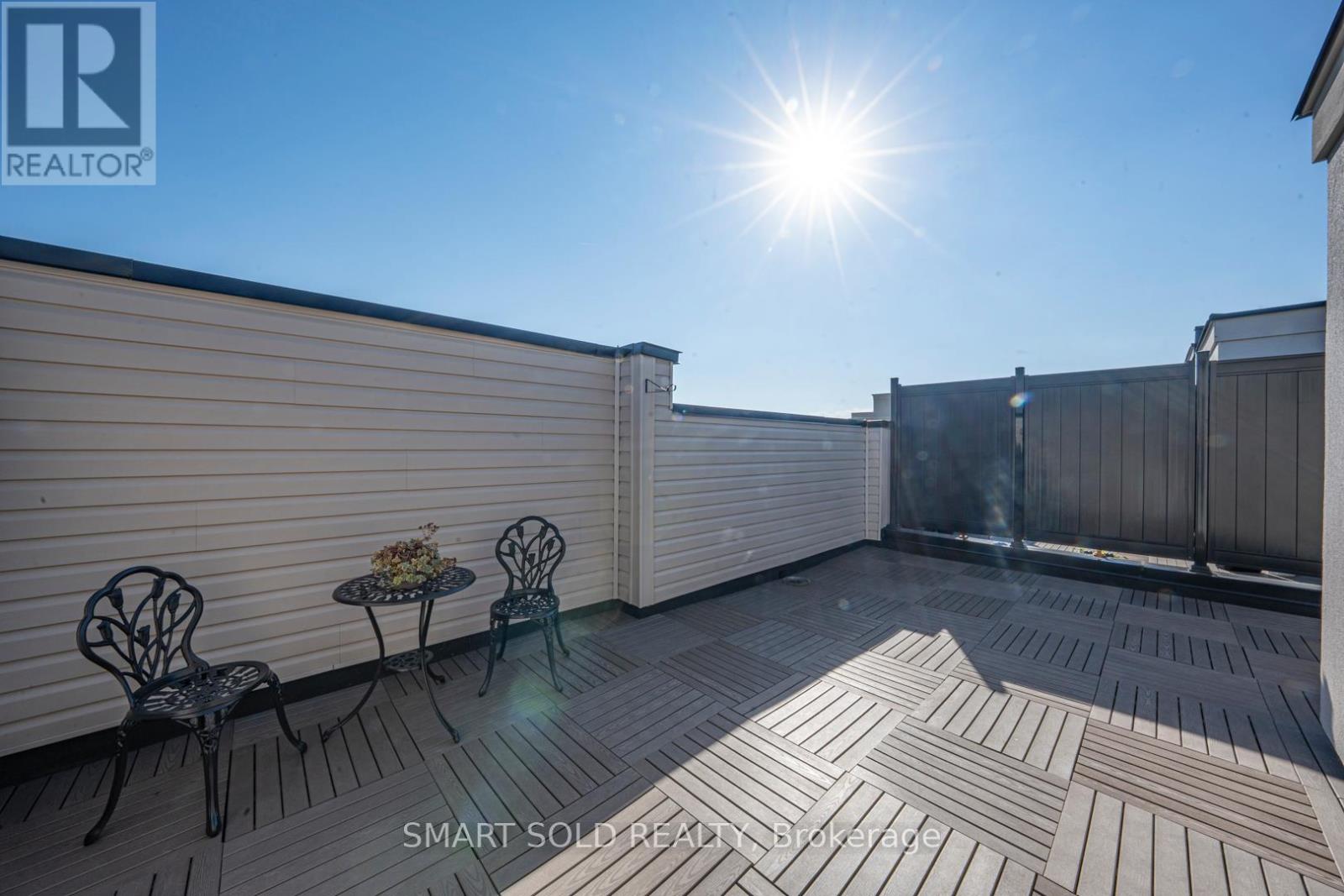 18 - 6 Sayers Lane, Richmond Hill, Ontario  L4E 1J4 - Photo 42 - N12446060