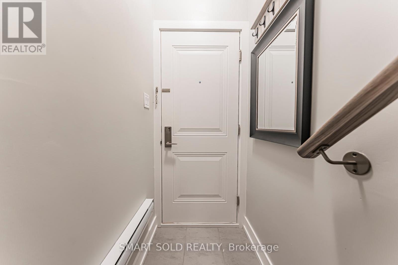 18 - 6 Sayers Lane, Richmond Hill, Ontario  L4E 1J4 - Photo 7 - N12446060