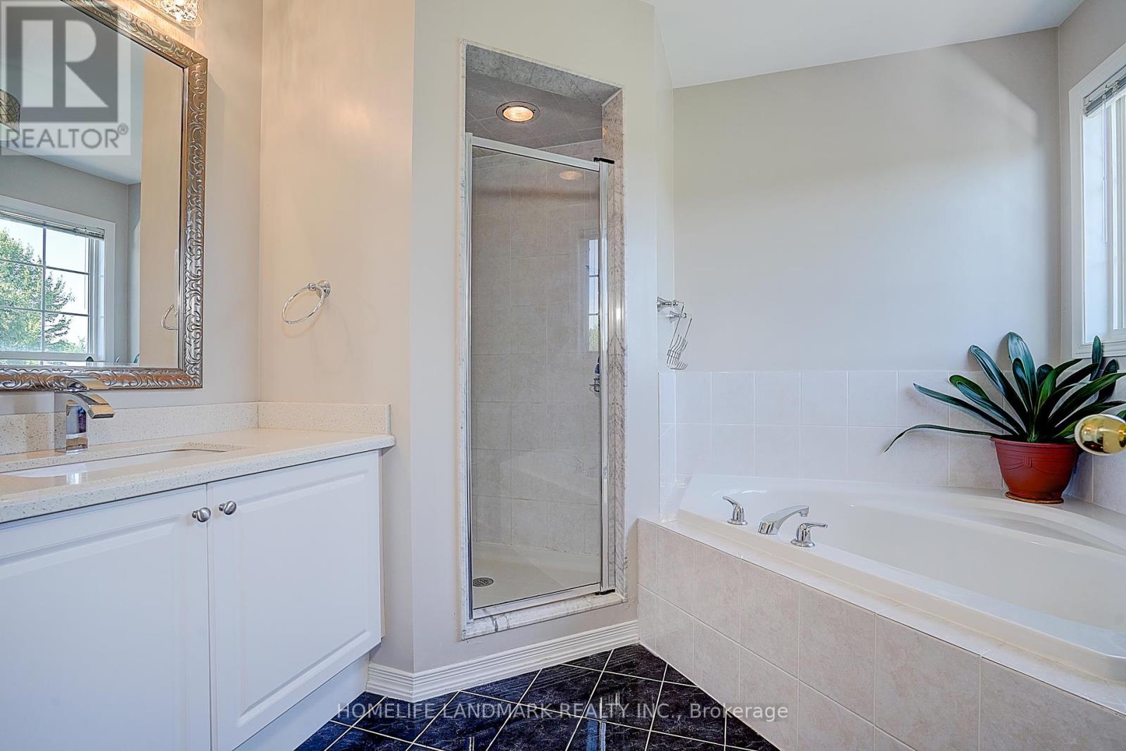47 Wallwark Street, Aurora, Ontario  L4G 0J2 - Photo 20 - N12446065
