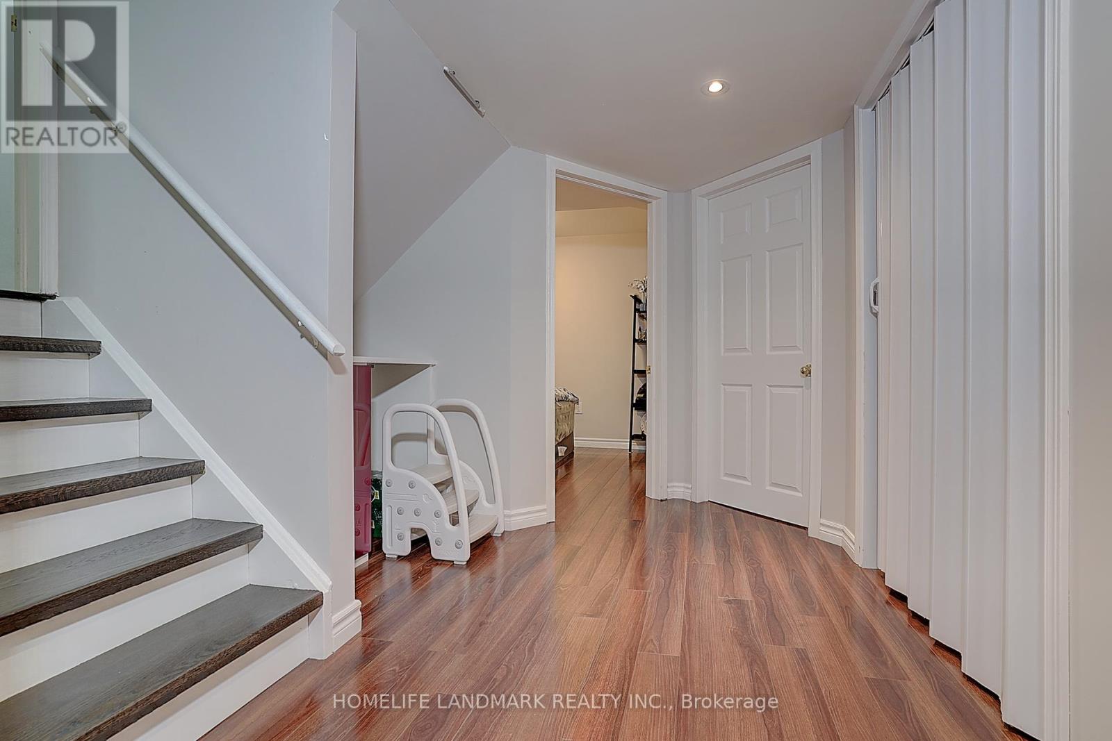 47 Wallwark Street, Aurora, Ontario  L4G 0J2 - Photo 28 - N12446065