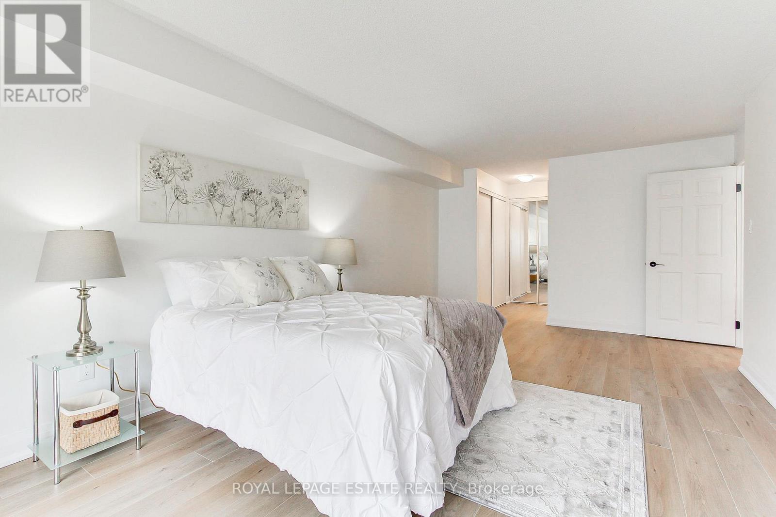 407 - 175 Cedar Ave Avenue, Richmond Hill, Ontario  L4C 9V3 - Photo 22 - N12446069