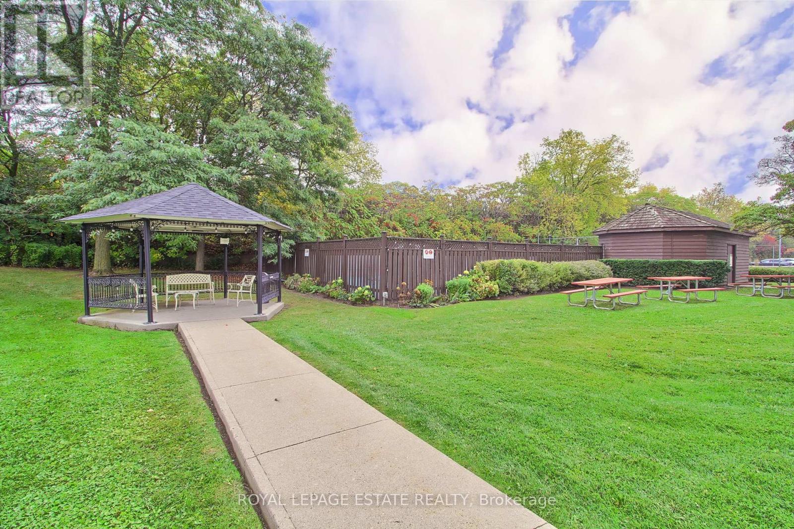 407 - 175 Cedar Ave Avenue, Richmond Hill, Ontario  L4C 9V3 - Photo 38 - N12446069