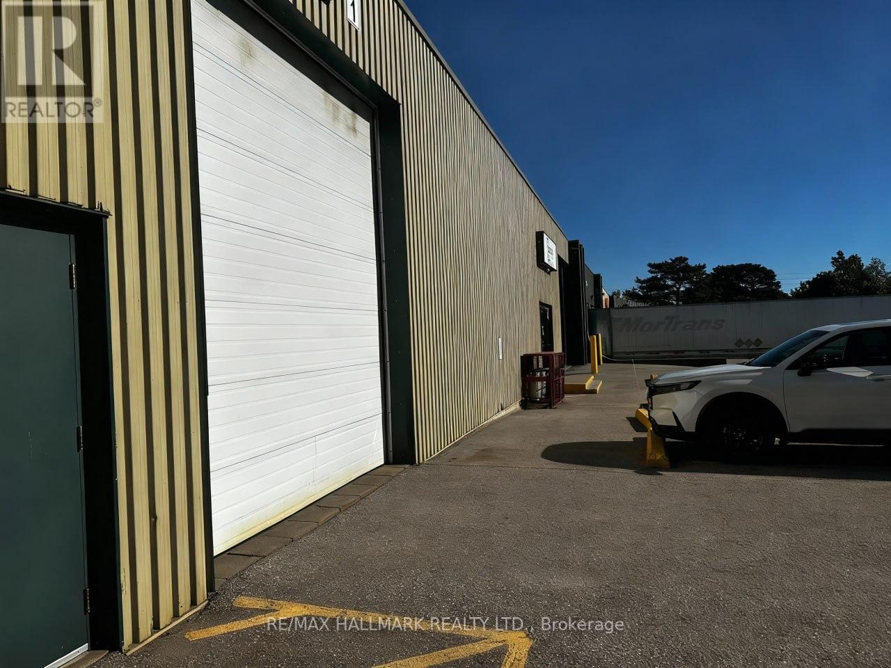 168 Tiffin Street, Barrie, Ontario  L4N 6A2 - Photo 7 - S12446068