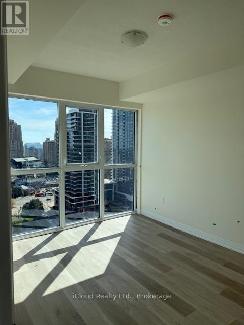 1503 - 15 Watergarden Drive, Mississauga, Ontario  L5R 1B2 - Photo 11 - W12446051