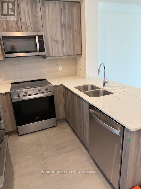 1503 - 15 Watergarden Drive, Mississauga, Ontario  L5R 1B2 - Photo 2 - W12446051