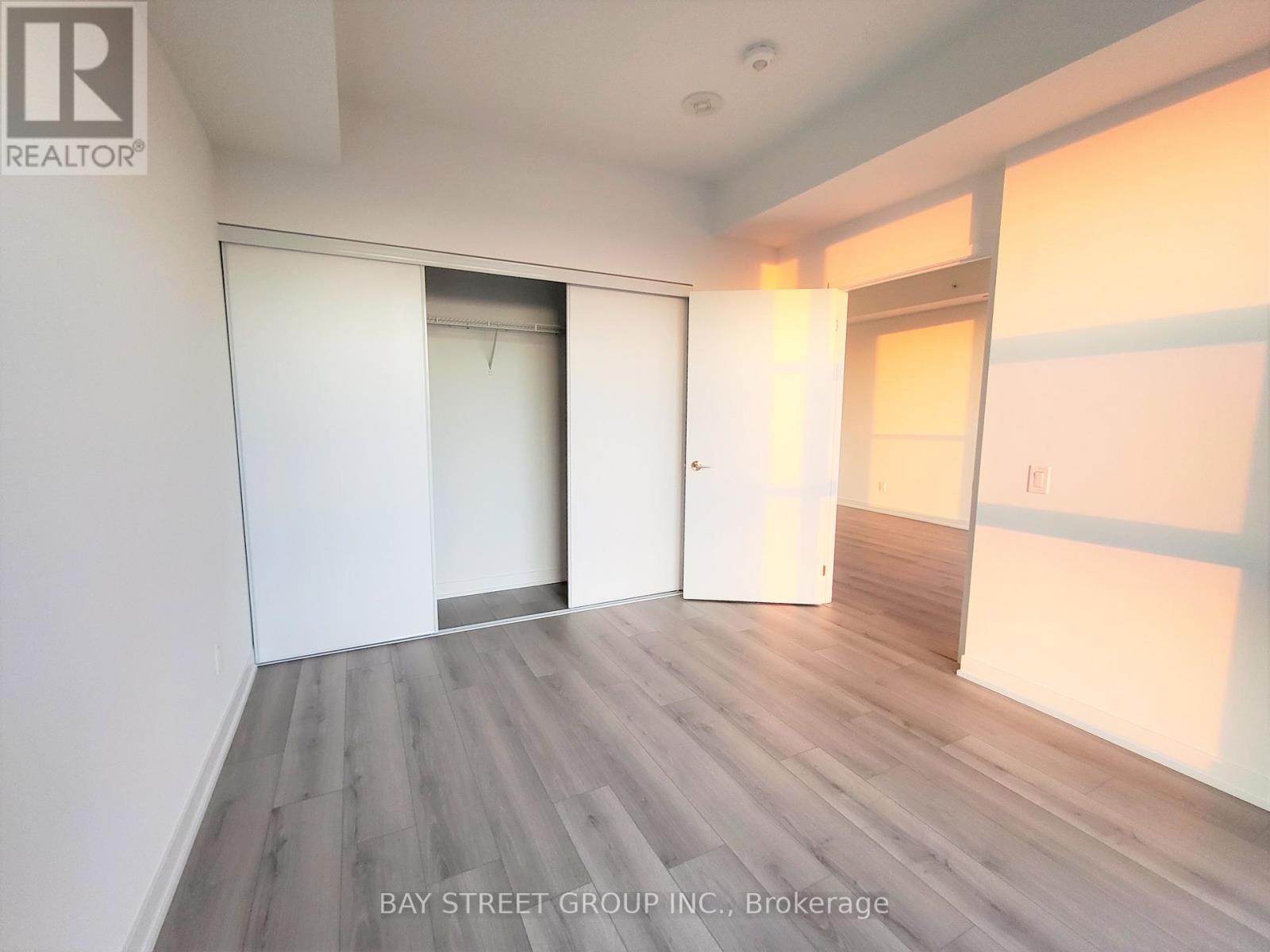 807 - 1787 St Clair Avenue W, Toronto, Ontario  M6N 0B7 - Photo 13 - W12446054