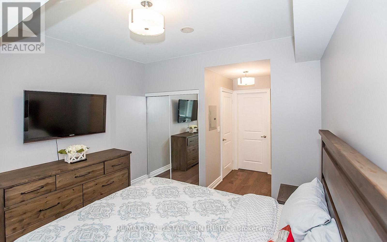 1209 - 80 Absolute Avenue, Mississauga, Ontario  L4Z 0A5 - Photo 10 - W12446055