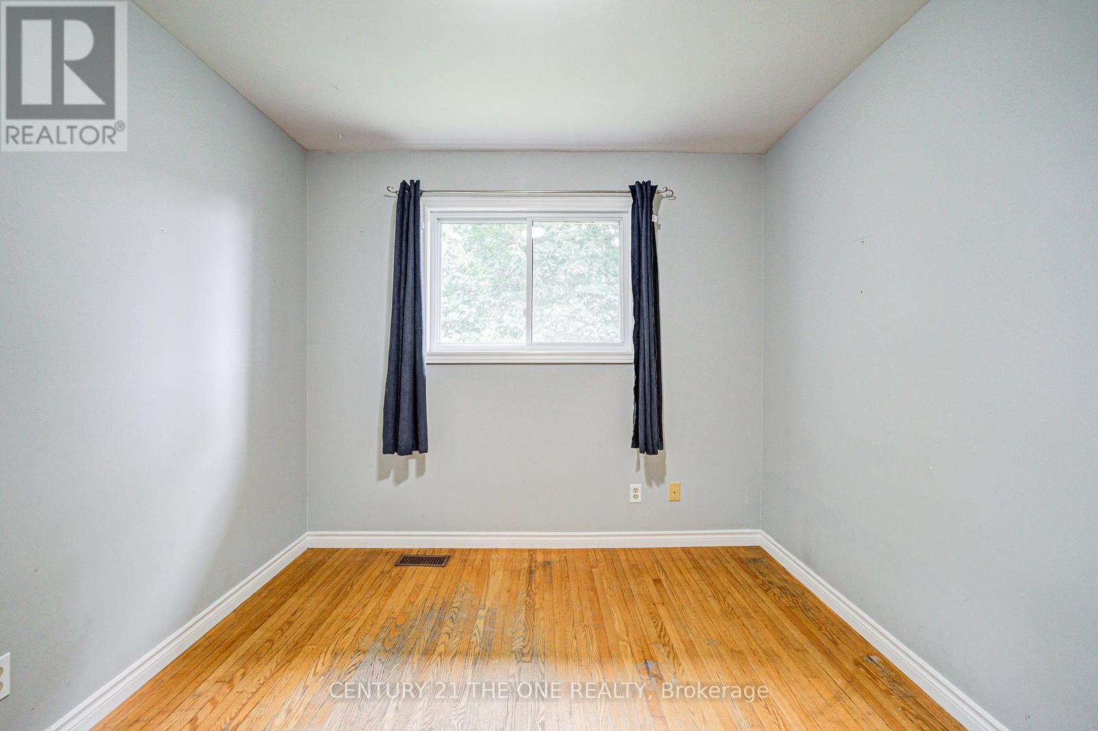 25 Carrol Street, Kitchener, Ontario  N2C 1T4 - Photo 27 - X12446049