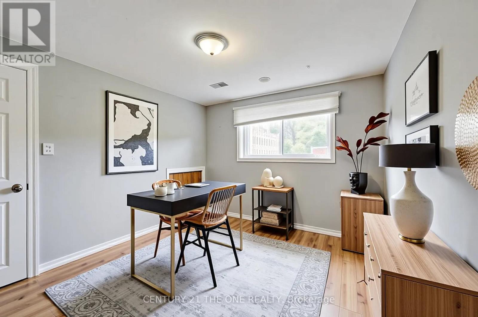 25 Carrol Street, Kitchener, Ontario  N2C 1T4 - Photo 30 - X12446049