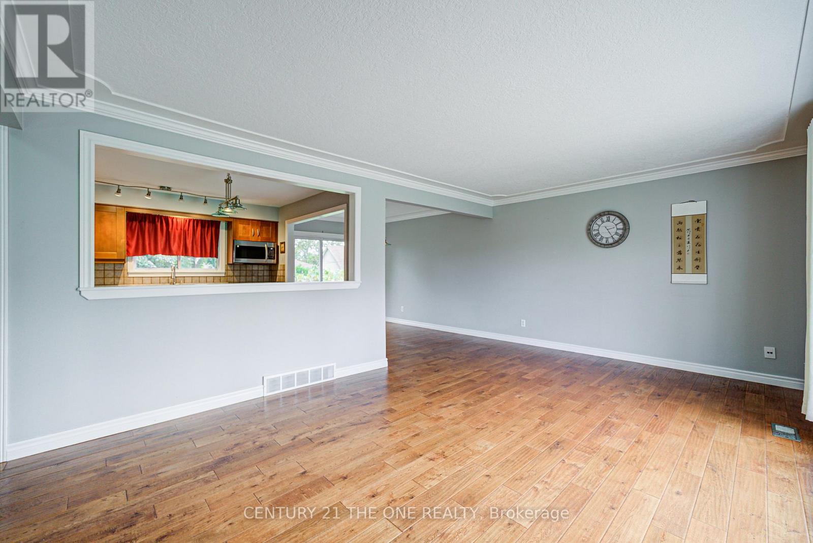 25 Carrol Street, Kitchener, Ontario  N2C 1T4 - Photo 5 - X12446049