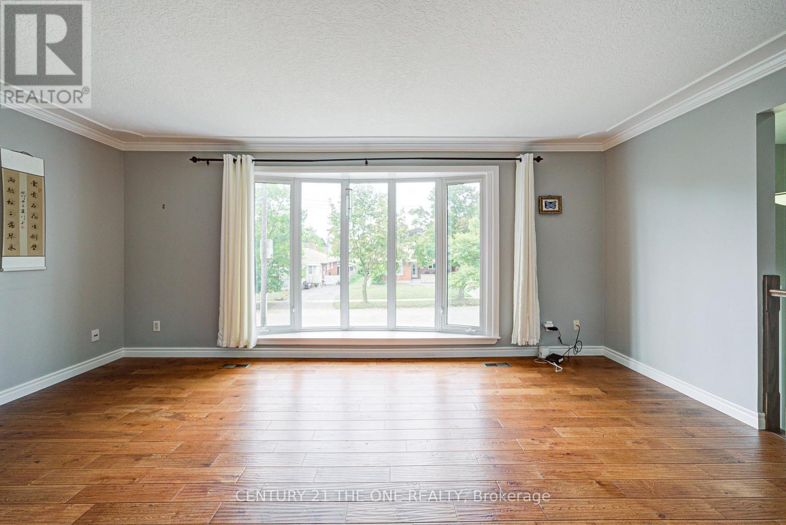 25 Carrol Street, Kitchener, Ontario  N2C 1T4 - Photo 7 - X12446049