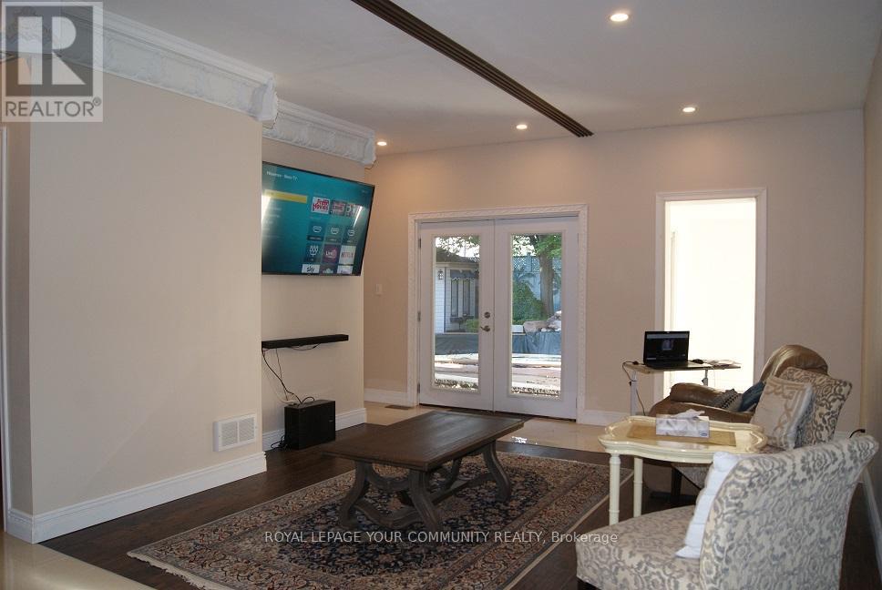 56 Willesden Road, Toronto, Ontario  M2H 1V7 - Photo 9 - C12446093