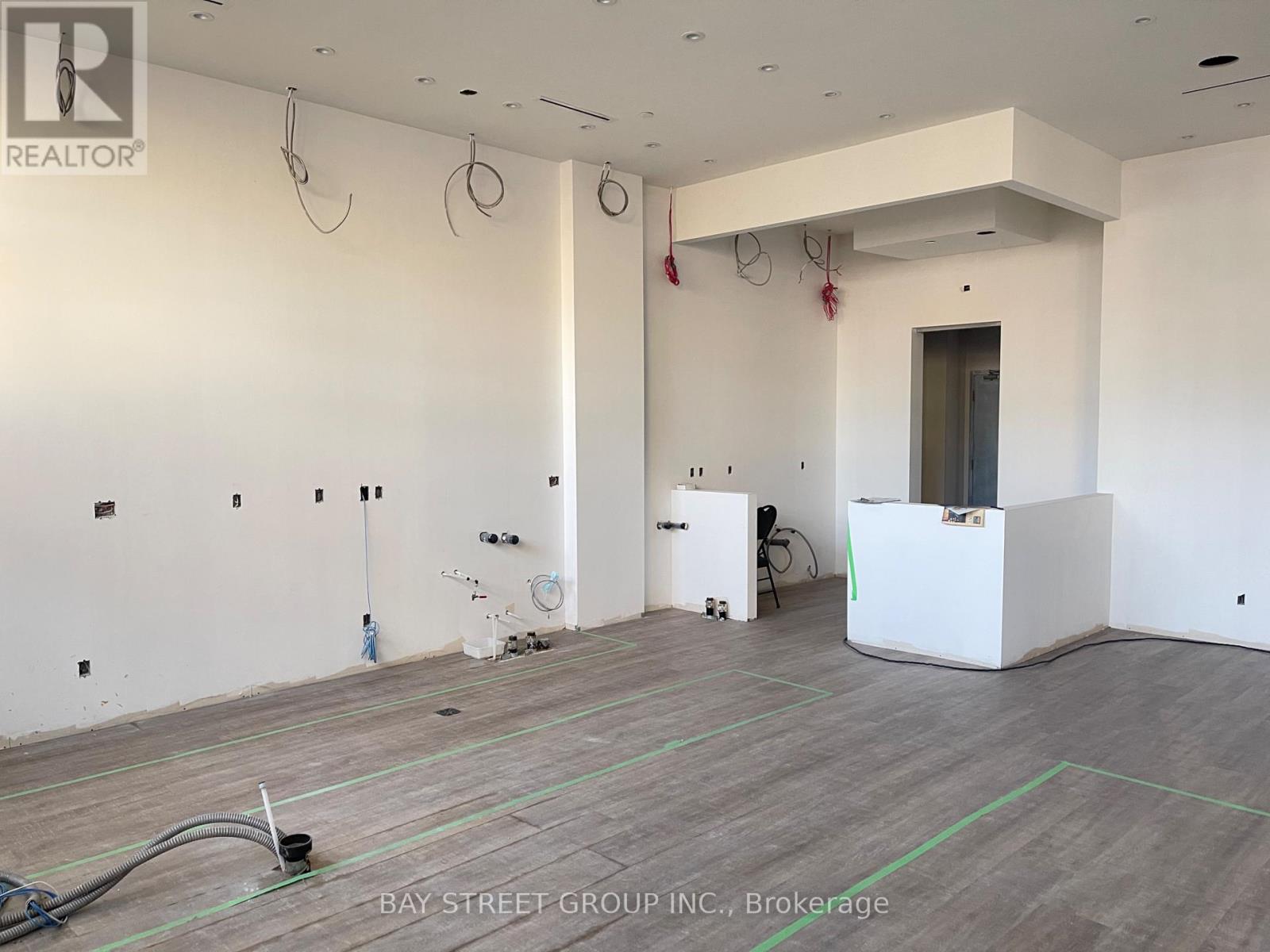 9 - 8110 Birchmount Road, Markham, Ontario  L6G 0E3 - Photo 4 - N12446085