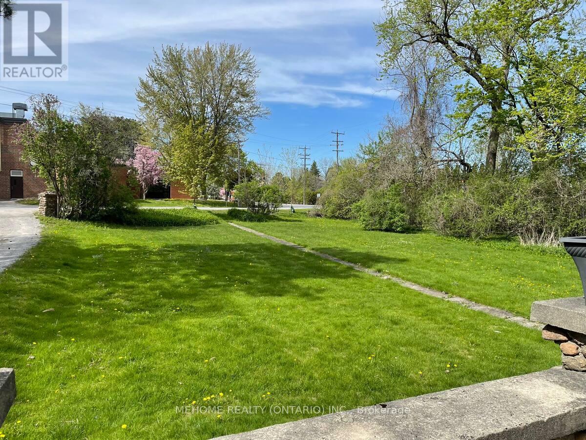 1 Catering Road, Georgina, Ontario  L0E 1R0 - Photo 22 - N12446090