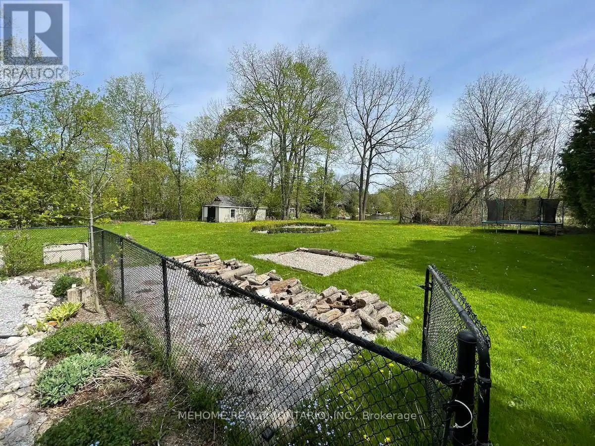 1 Catering Road, Georgina, Ontario  L0E 1R0 - Photo 23 - N12446090