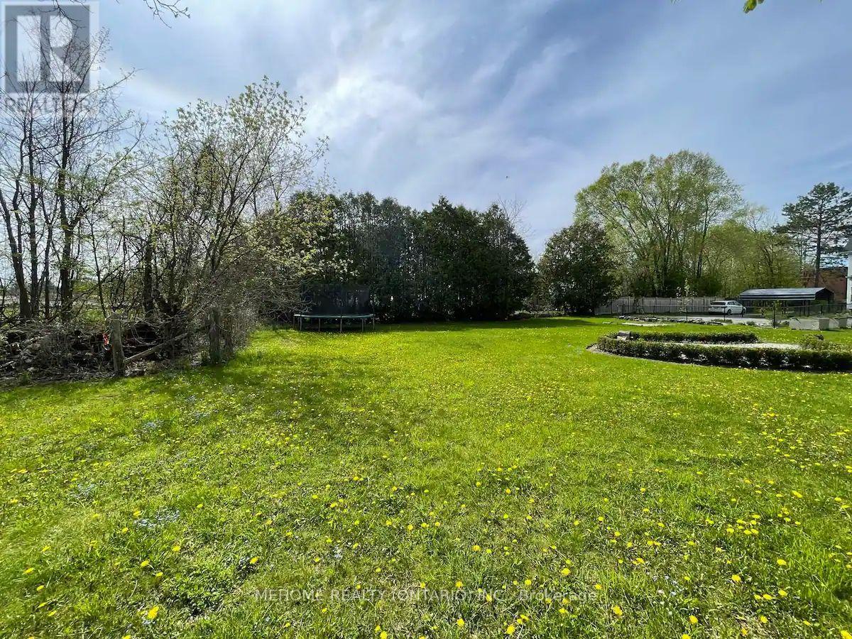 1 Catering Road, Georgina, Ontario  L0E 1R0 - Photo 24 - N12446090