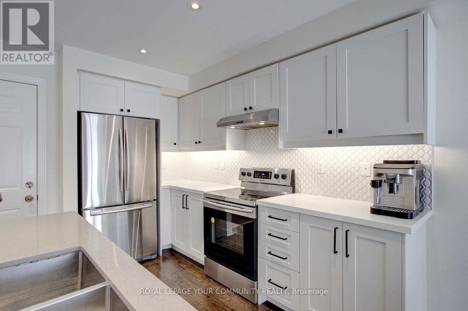 32 Black Maple Crescent, Vaughan, Ontario  L6A 0P6 - Photo 10 - N12446091