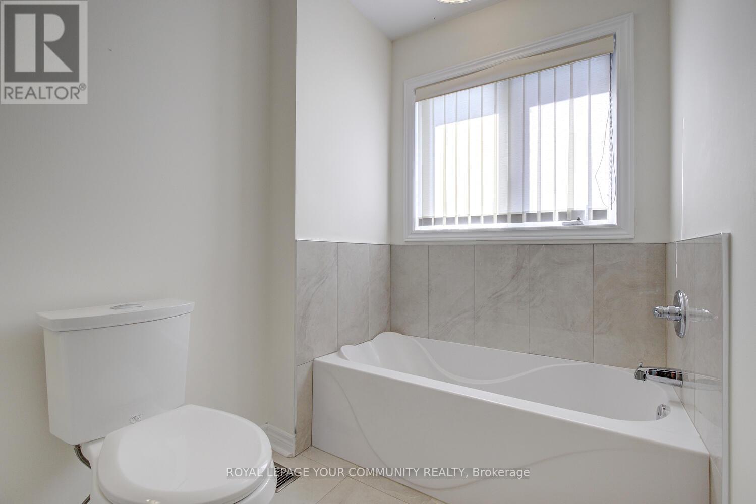 32 Black Maple Crescent, Vaughan, Ontario  L6A 0P6 - Photo 28 - N12446091
