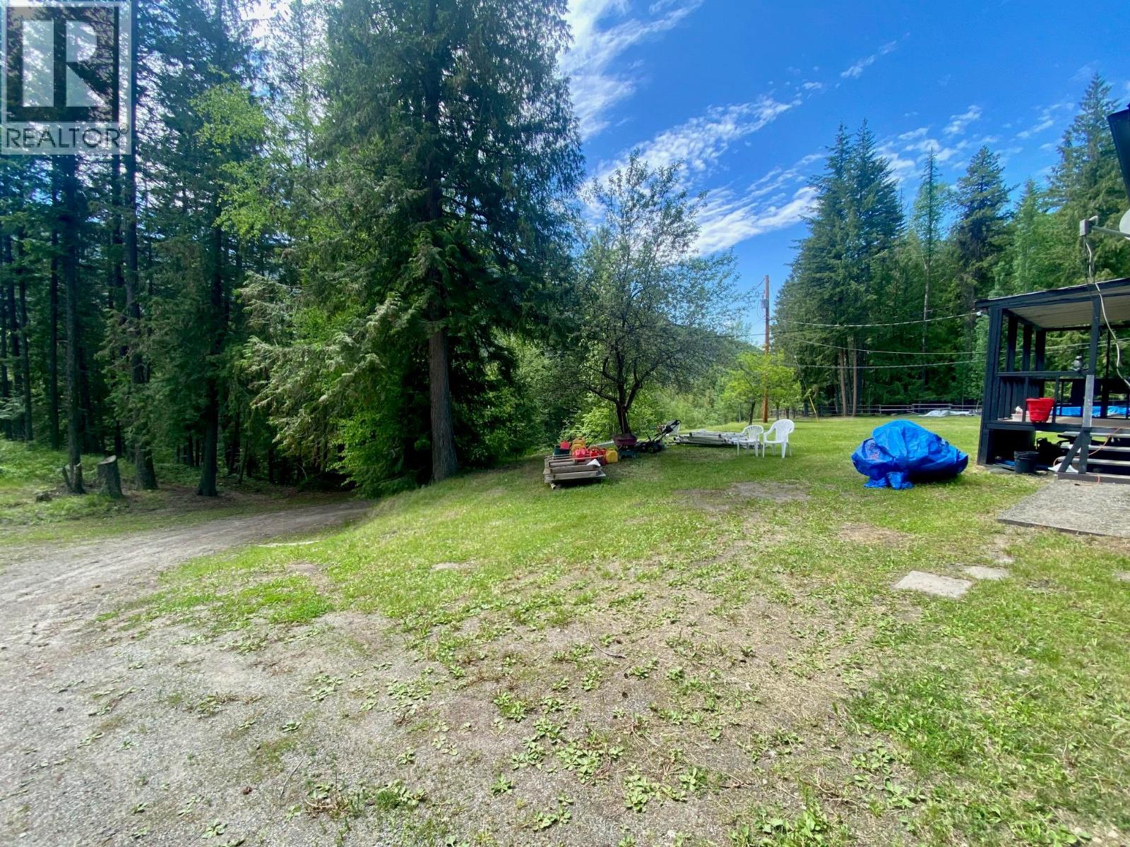 1433 Creighton Valley Road, Lumby, British Columbia  V0E 2G0 - Photo 3 - 10359868