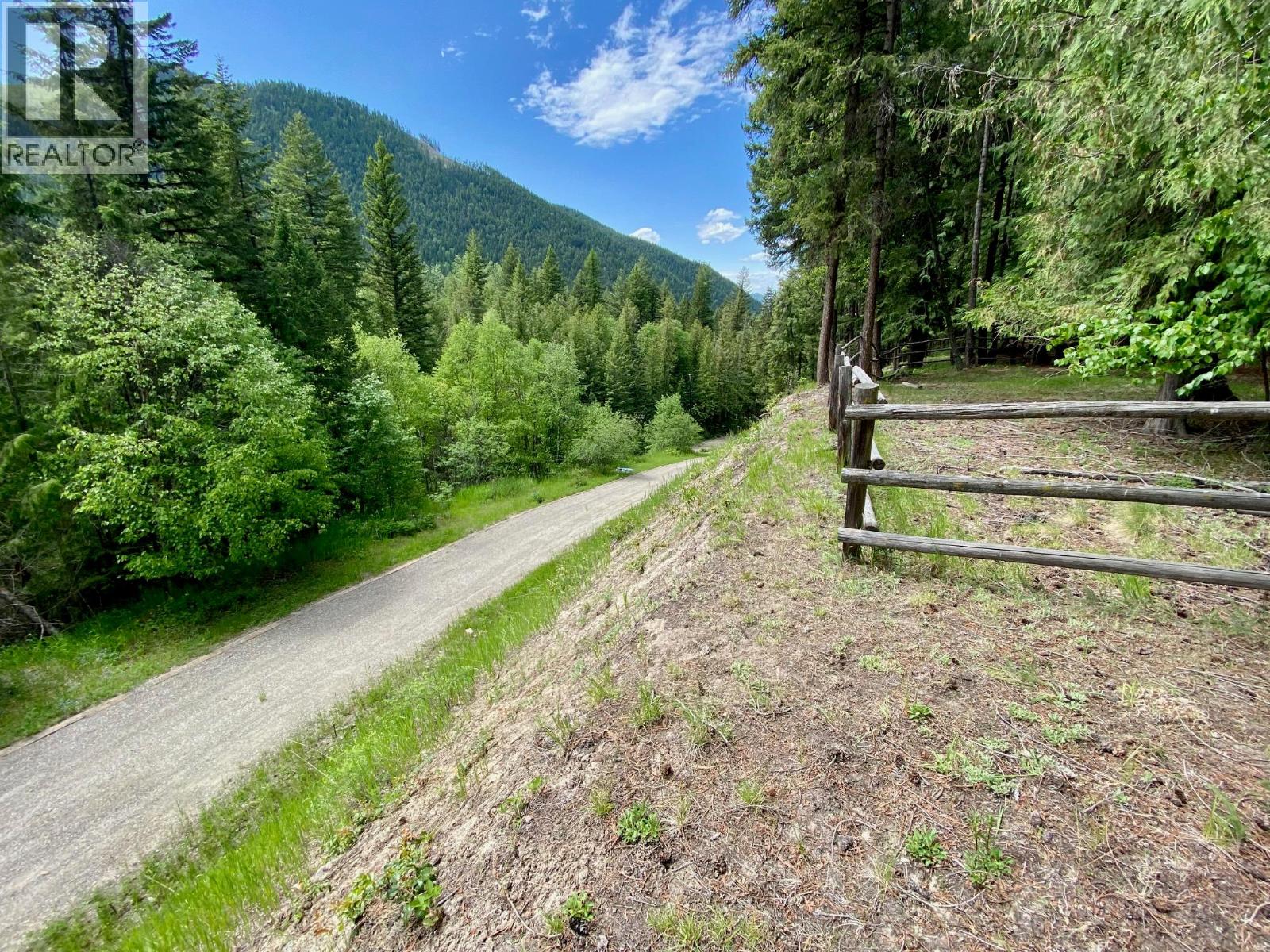 1433 Creighton Valley Road, Lumby, British Columbia  V0E 2G0 - Photo 12 - 10359868