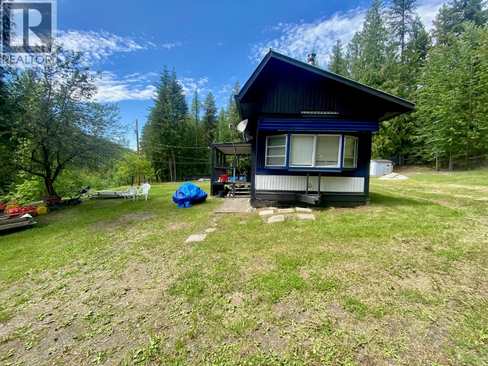 1433 Creighton Valley Road, Lumby, British Columbia  V0E 2G0 - Photo 7 - 10359868