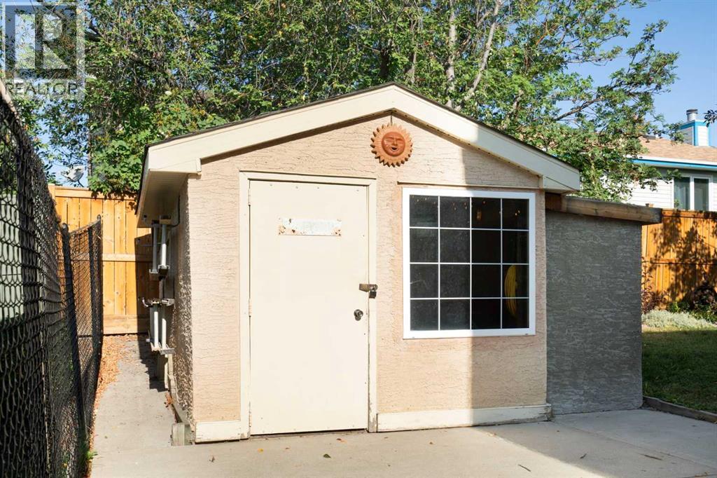 43 Scenic Cove Place Nw, Calgary, Alberta  T3L 1M6 - Photo 47 - A2261078