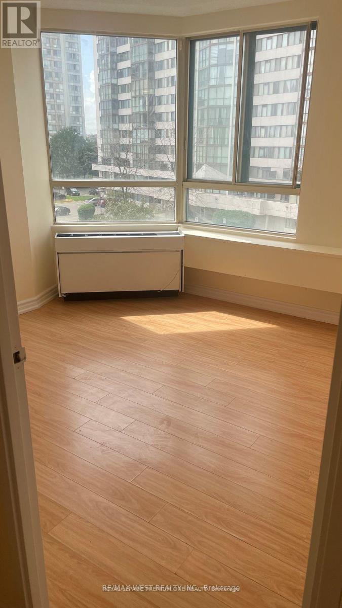 401 - 41 Markbrook Lane, Toronto, Ontario  M9V 5E6 - Photo 12 - W12446084