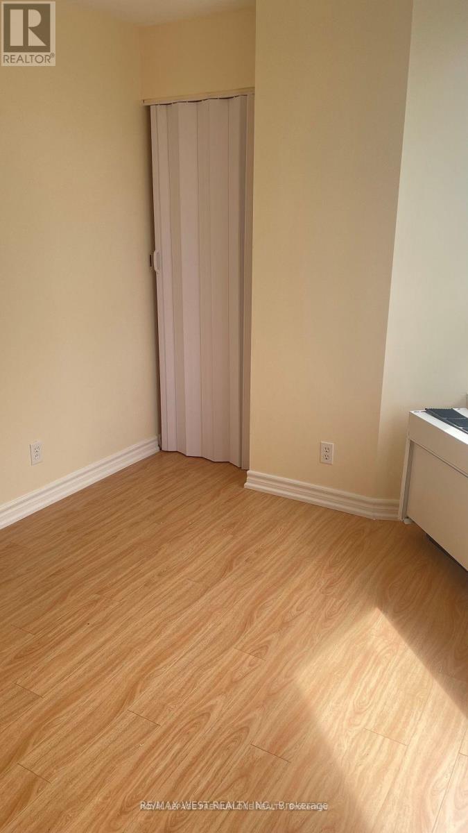 401 - 41 Markbrook Lane, Toronto, Ontario  M9V 5E6 - Photo 13 - W12446084