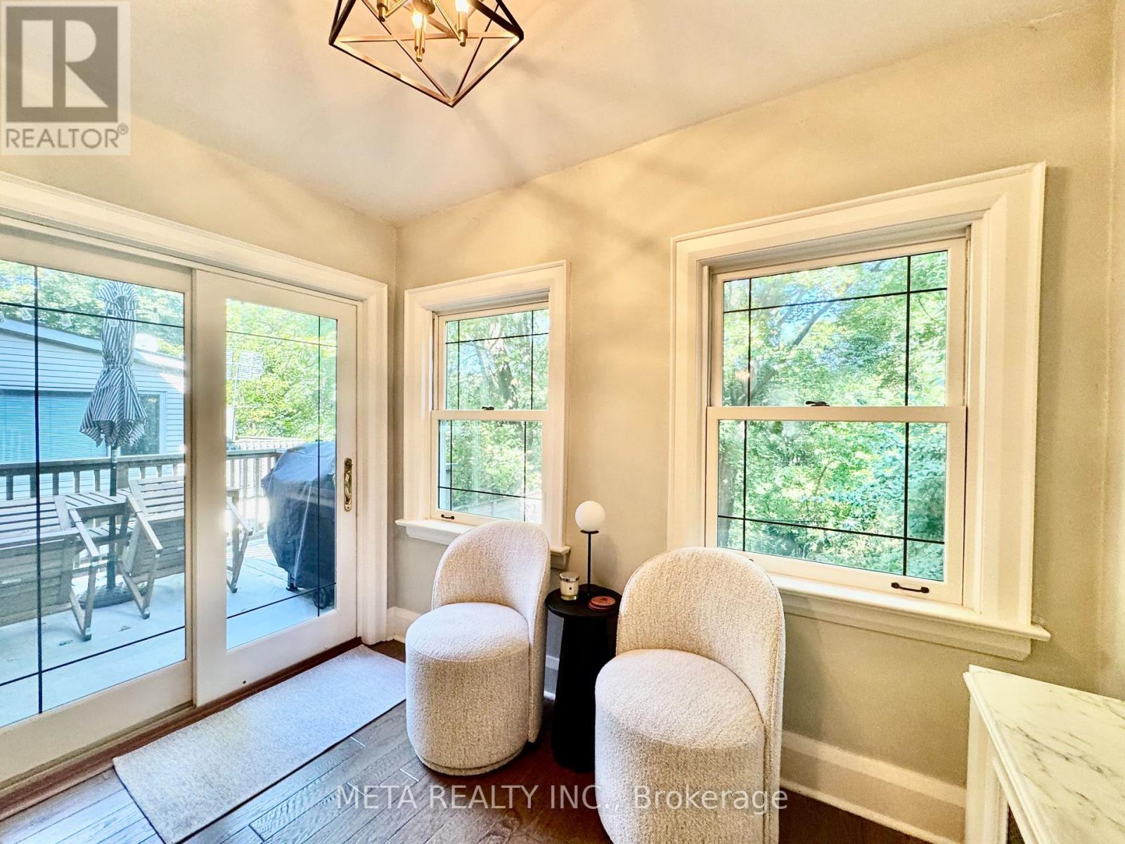 103 Kennedy Avenue, Toronto, Ontario  M6S 2X8 - Photo 13 - W12446094