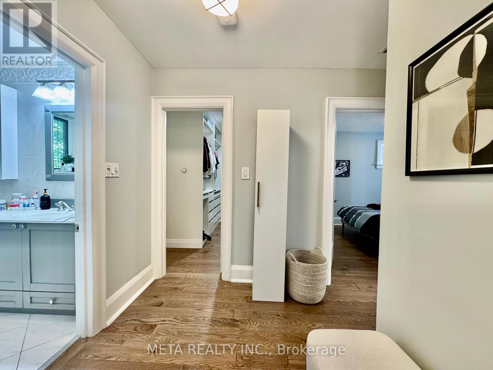 103 Kennedy Avenue, Toronto, Ontario  M6S 2X8 - Photo 20 - W12446094