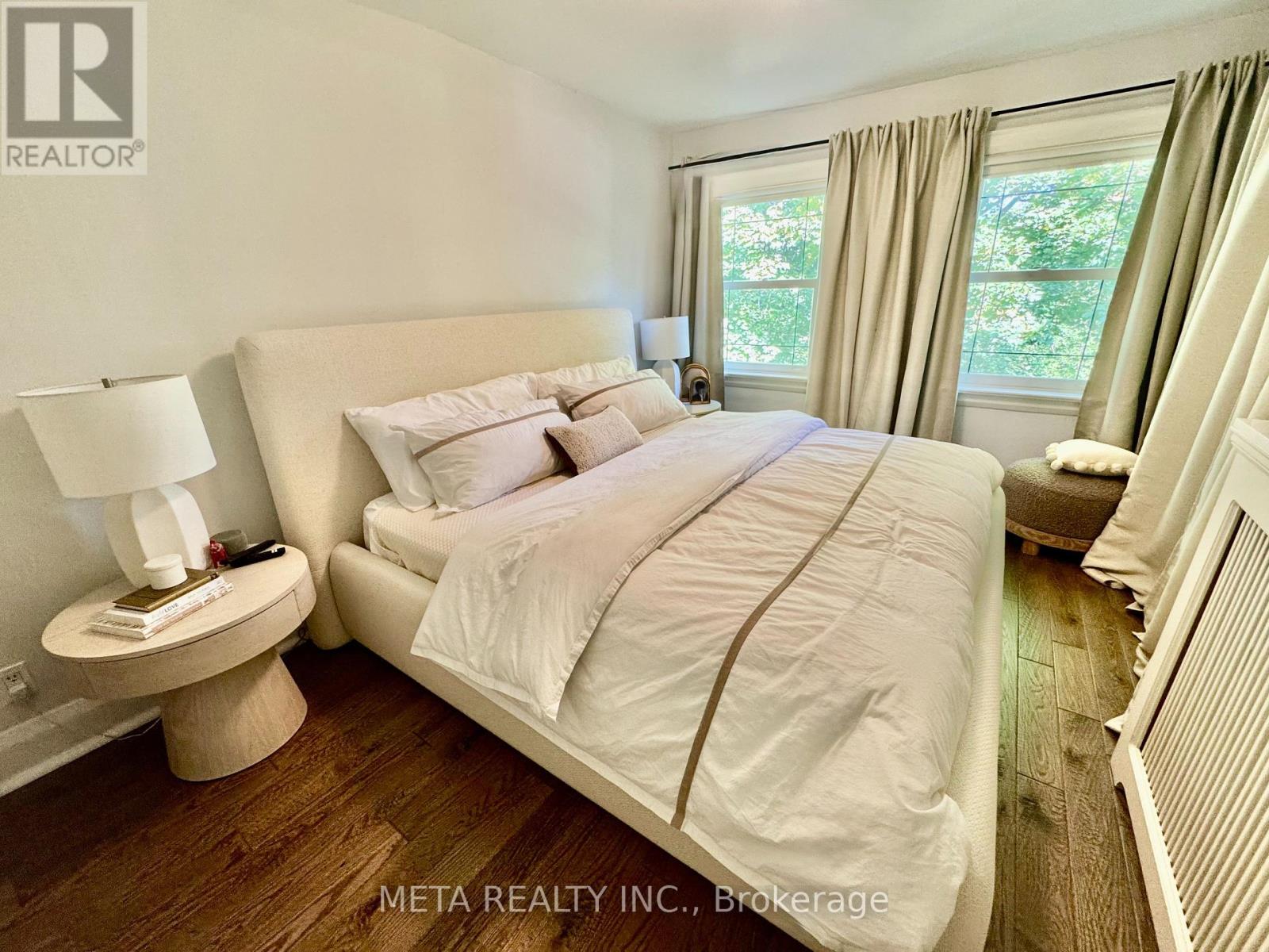 103 Kennedy Avenue, Toronto, Ontario  M6S 2X8 - Photo 21 - W12446094