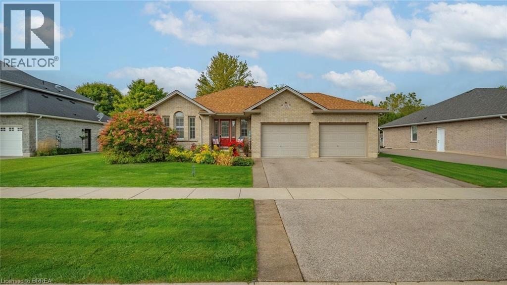 35 YU Boulevard, Waterford, Ontario