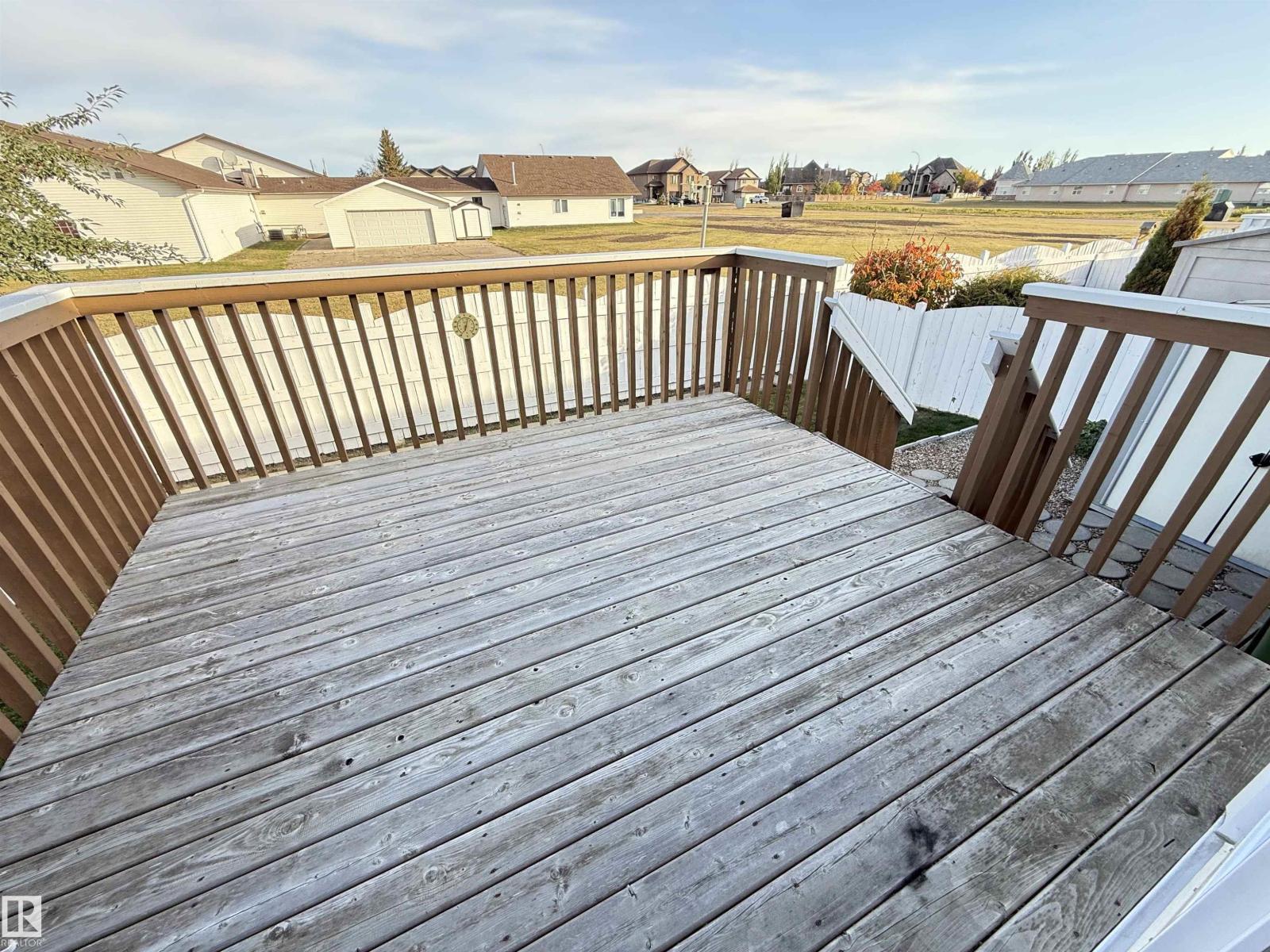 9829 100a, Morinville, Alberta  T8R 1T1 - Photo 2 - E4460970
