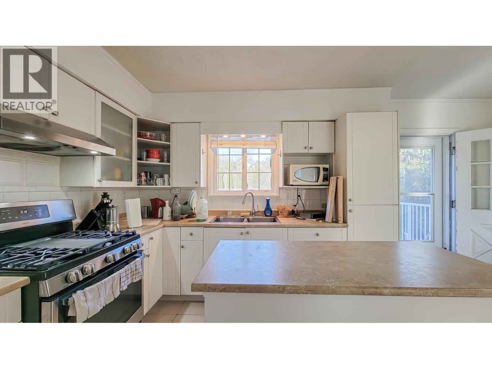 1515 Eighth Avenue, New Westminster, British Columbia  V3M 2S5 - Photo 6 - R3053518
