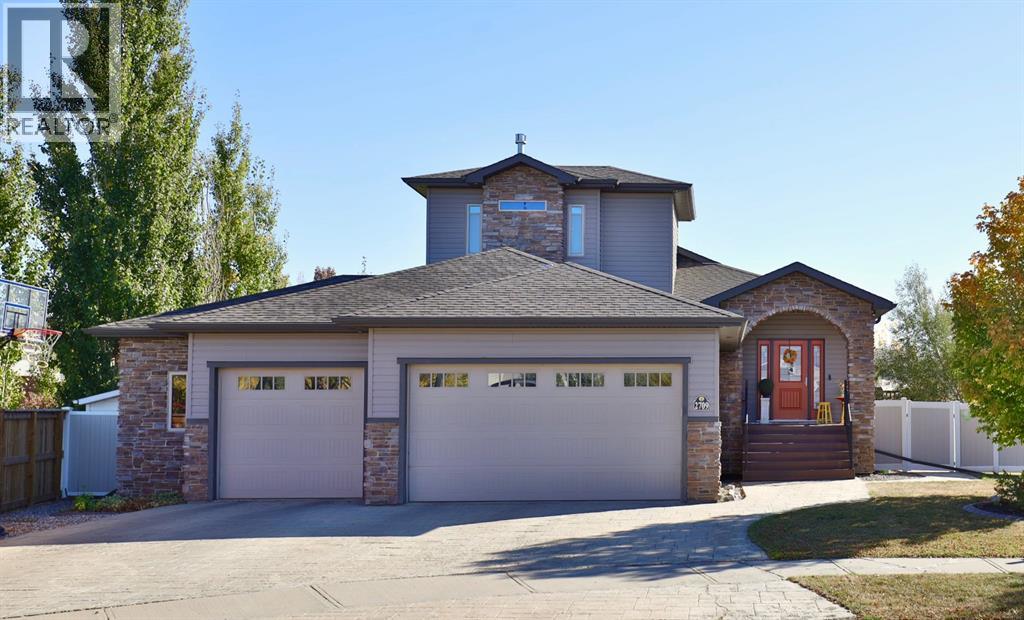 2709 59 Streetclose, Camrose, Alberta  T4V 1P8 - Photo 1 - A2241145