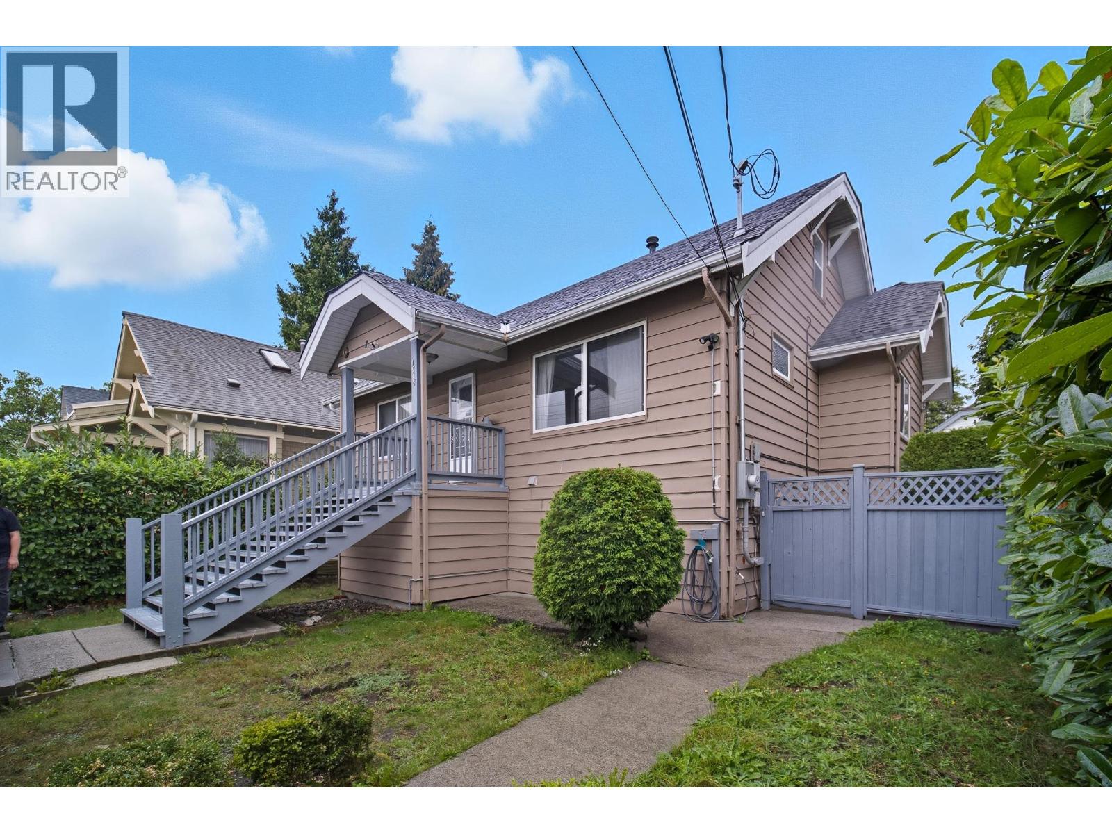 1515 Eighth Avenue, New Westminster, British Columbia  V3M 2S5 - Photo 2 - R3053518
