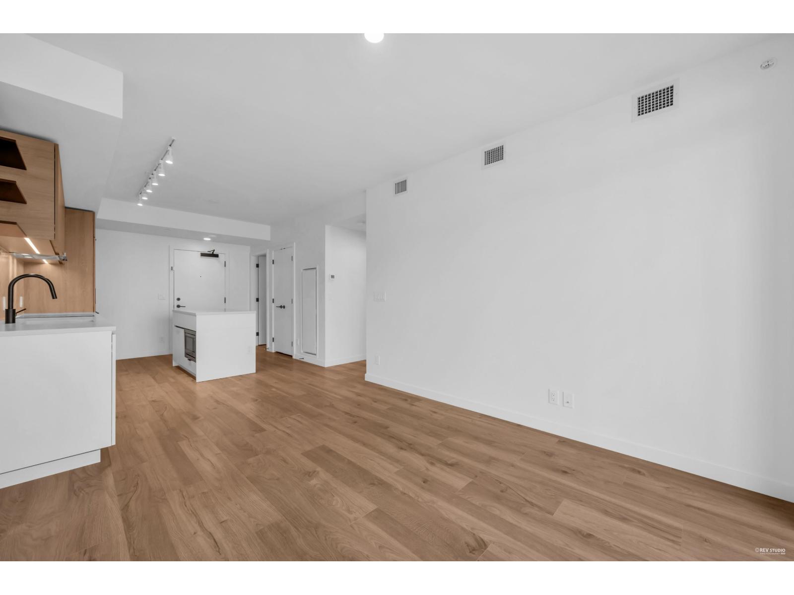 1506 10448 University Drive, Surrey, British Columbia  V3T 0S7 - Photo 15 - R3041893