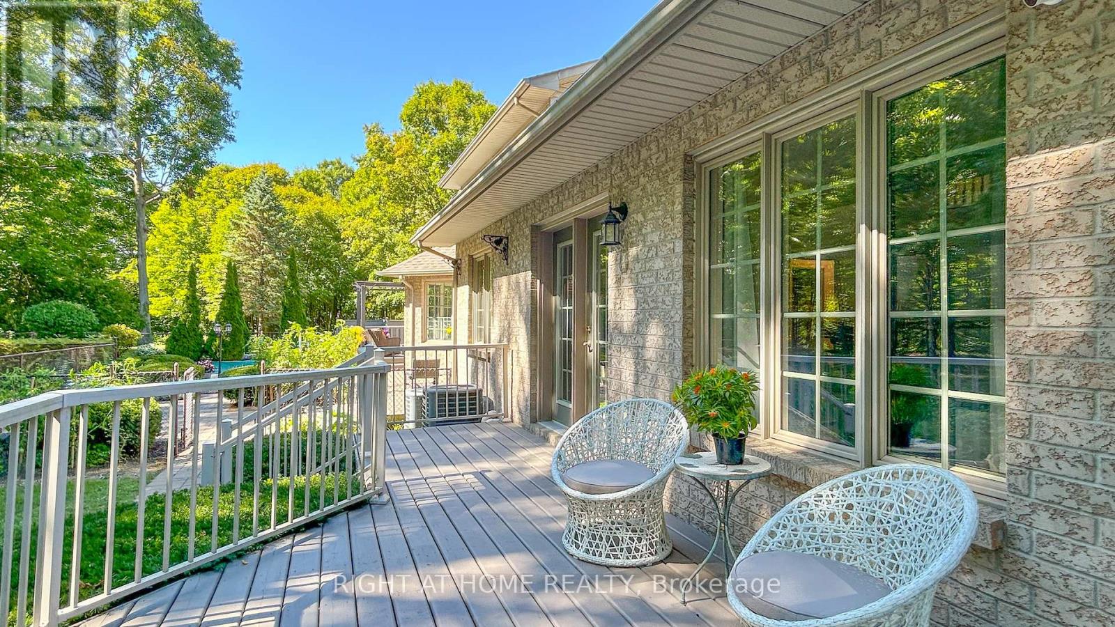 27 Timberlane Court, Clarington, Ontario  L1E 2H1 - Photo 35 - E12389999