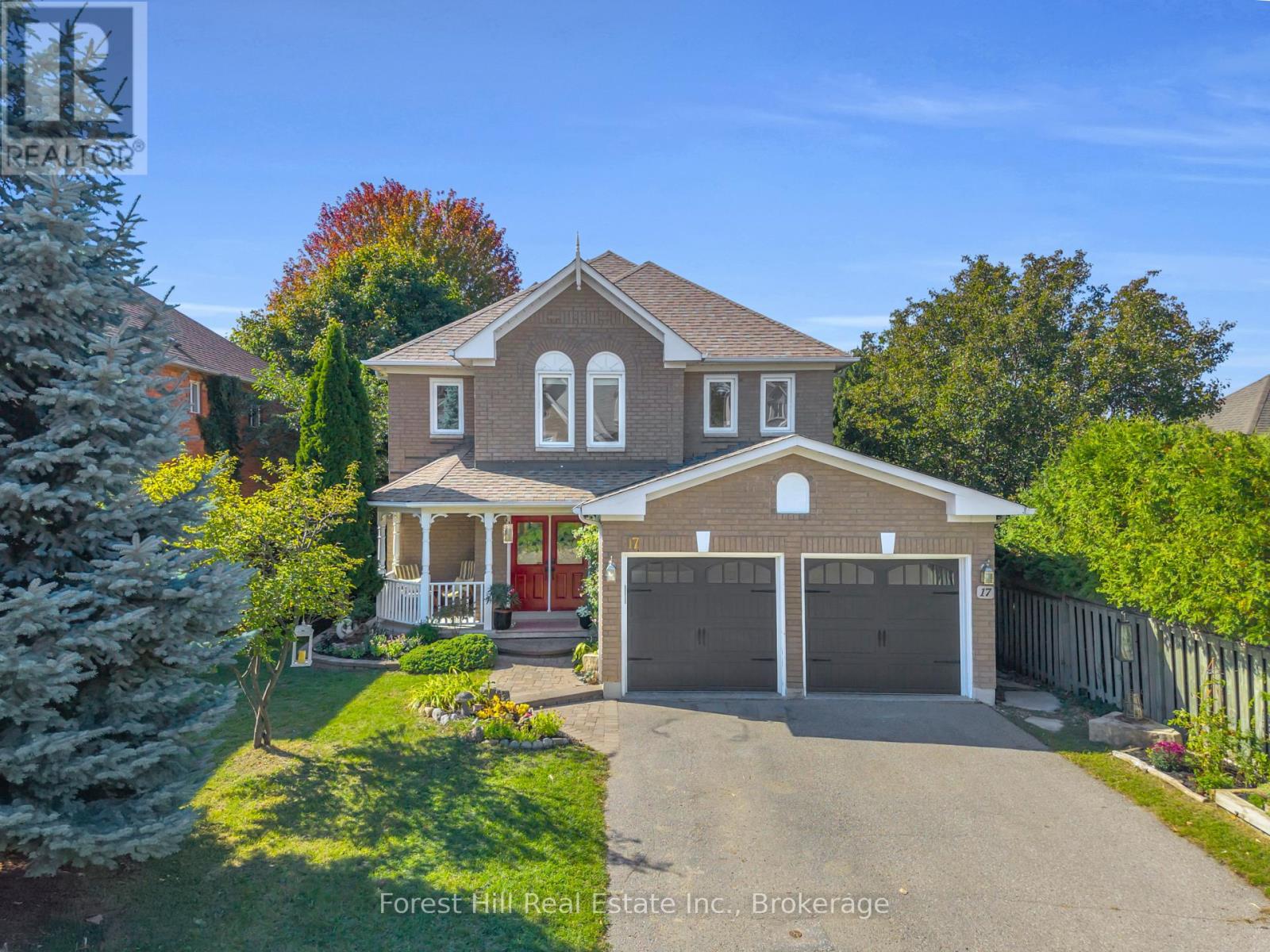 17 GILCHRIST COURT, Whitby, Ontario
